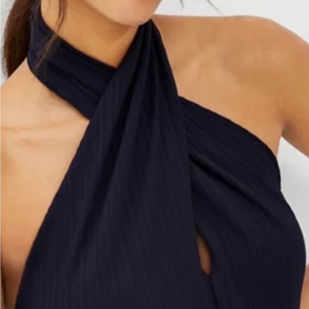 NWOT Ann Taylor medium twist halter